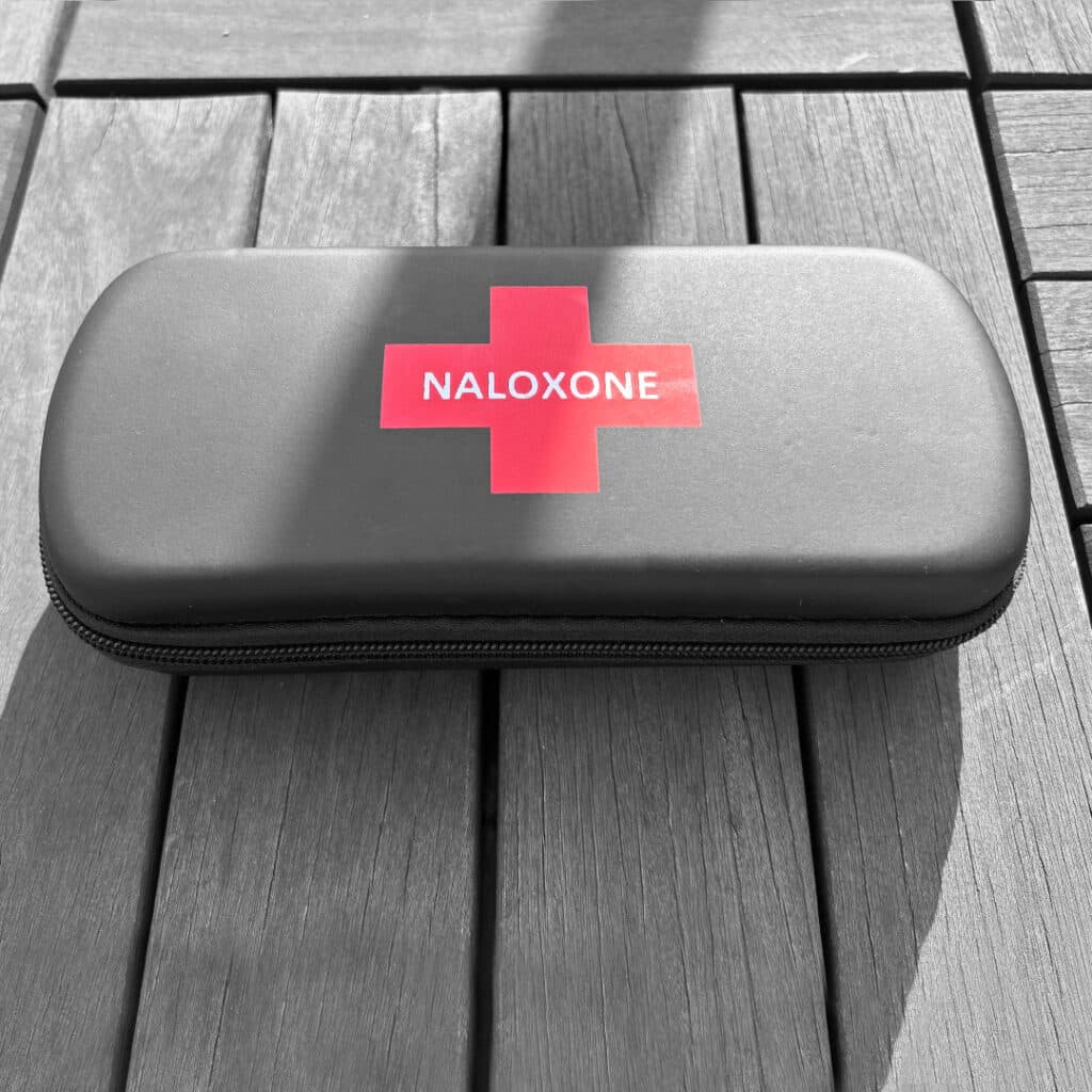 NaloxOne_1080x1080_ANG 8