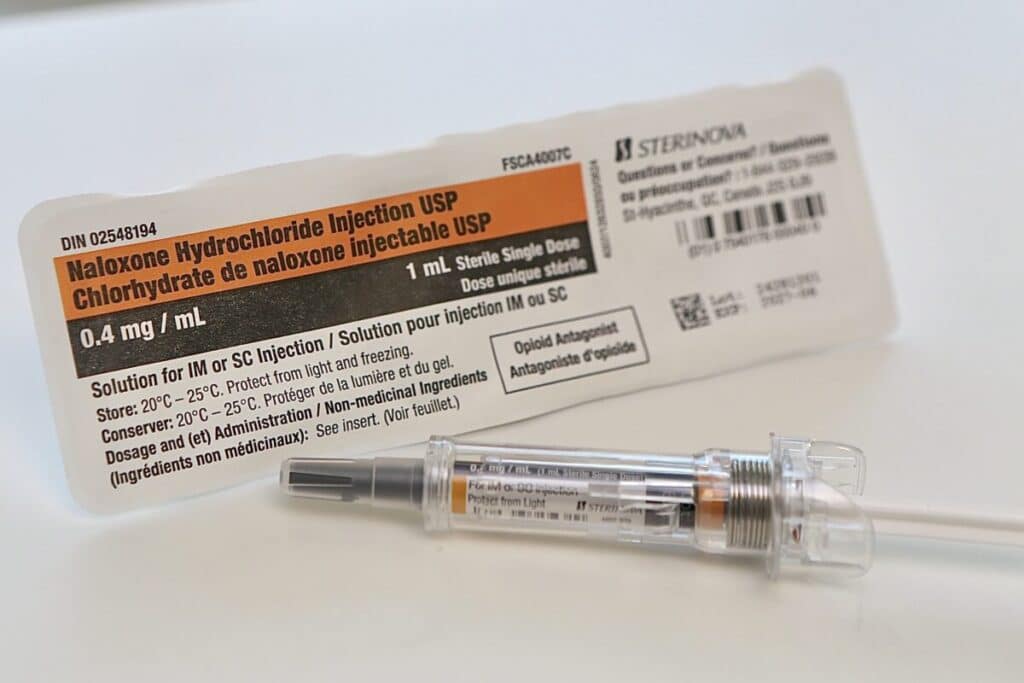 naloxone,courrier,sainte-hyacinte